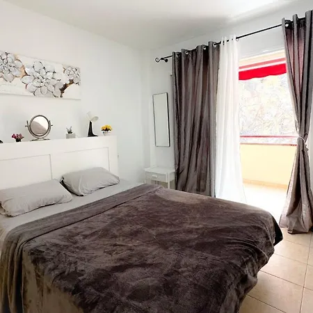 Gigantes Jardines Del Mar * Puerto de Santiago (Tenerife)